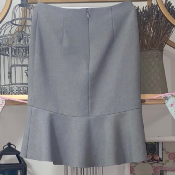 H&M Ruffle High Low Skirt Grey Office Classy Wear to Work Trendy - Picture 3 of 3